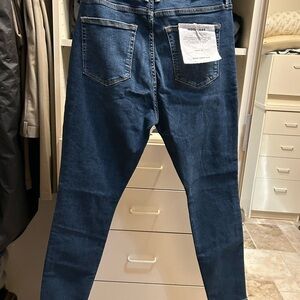 Good American Women's Blue Straight Leg Jeans